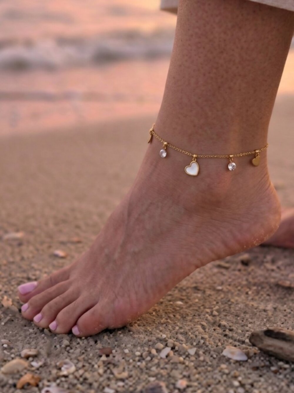 Dainty Gold Heart Ankle Bracelet Stainless Steel Mother Of Pearl Heart Charm